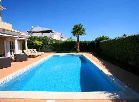 Vale Do Garrao Sleeps 12 Pool Air Con Wifi *