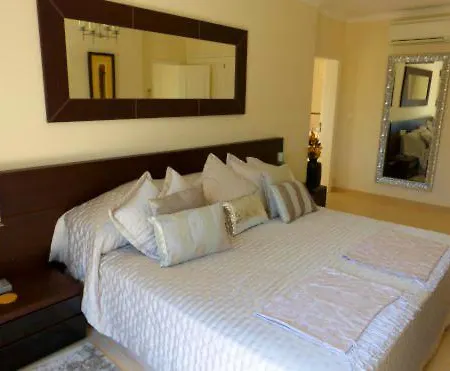 Vale Do Garrao Sleeps 12 Pool Air Con Wifi Villa *